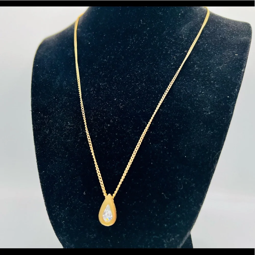 Vintage AVON necklace teardrop pendant pale blue rhinestone